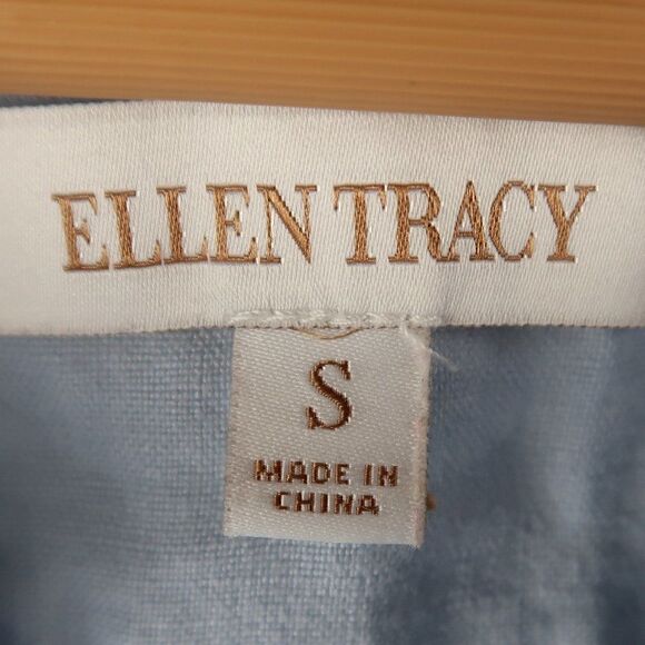 ELLEN TRACY BLUE LINEN SLEEVELESS V NECK WITH TIE CLOSURE TOP SIZE SMALL - Picture 2 of 7